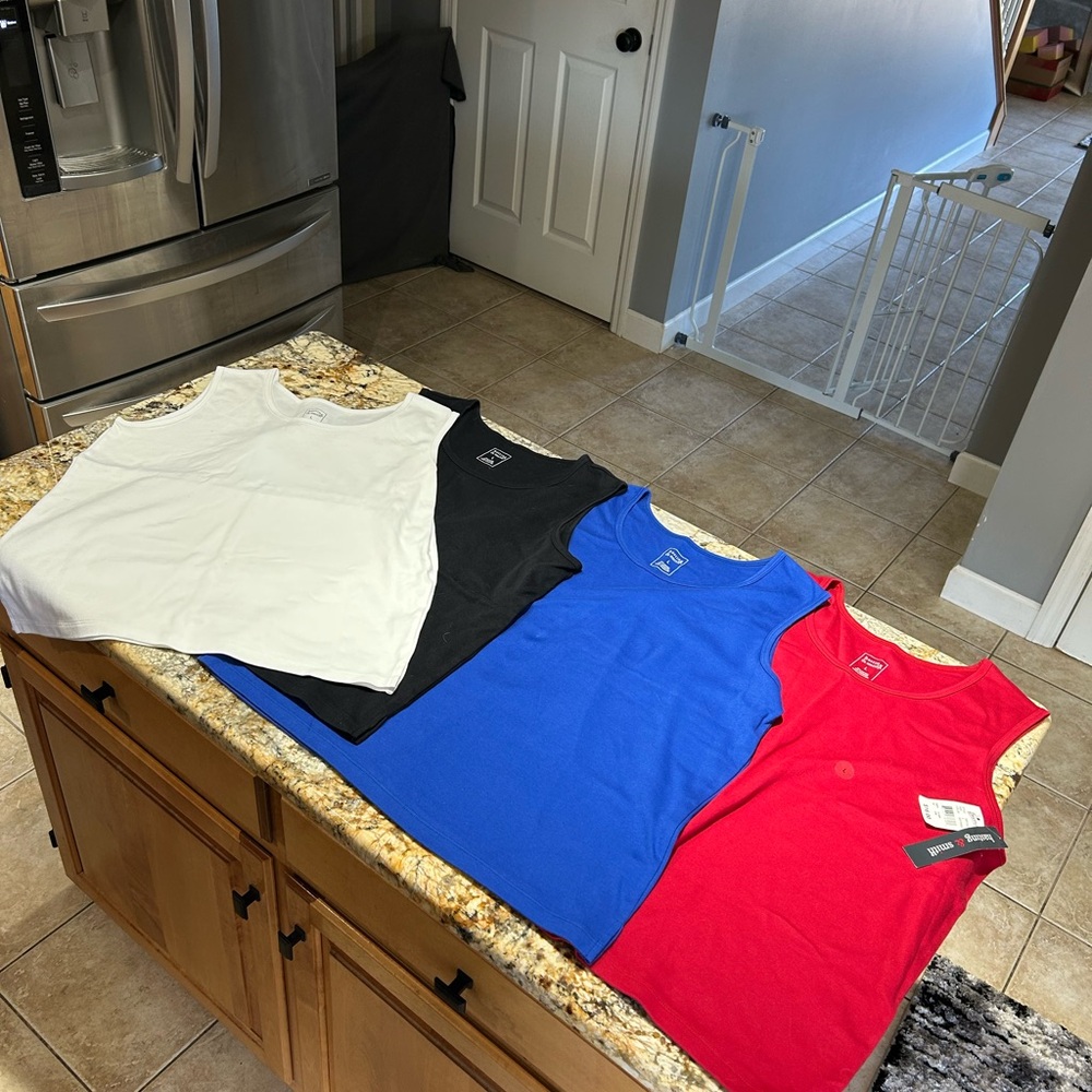 SMITH Red Tank Top